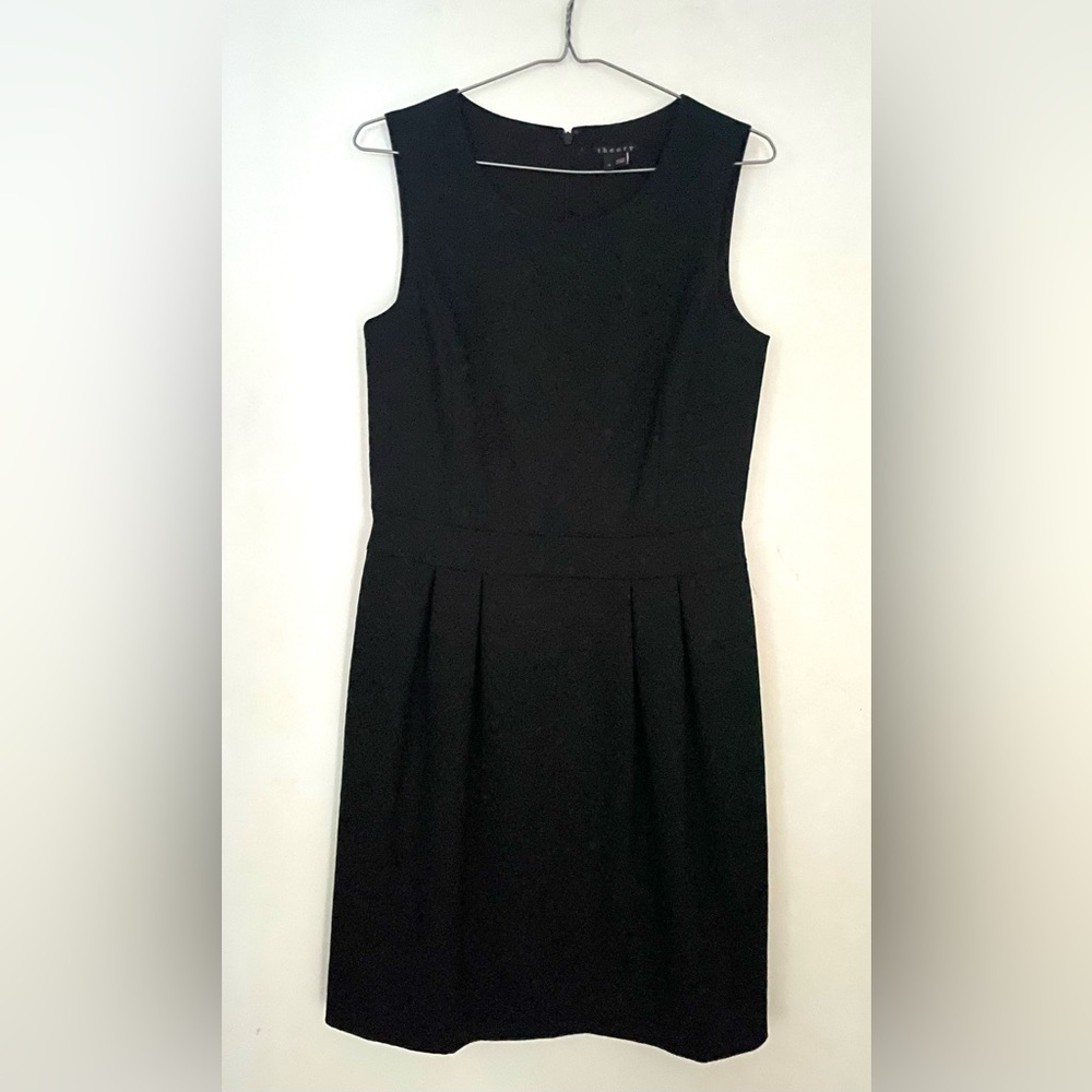 THEORY Quinten Amata Black Textured Sleeveless Fit & Flare Dress – Size 4 - Picture 2 of 8